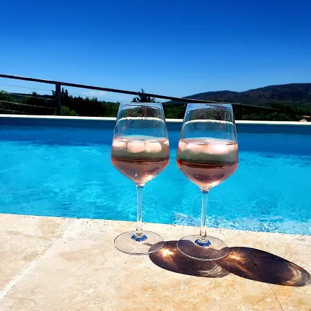 Hébergement de vacances Saint-remèze La Petite Parenthèse Saint-Remeze